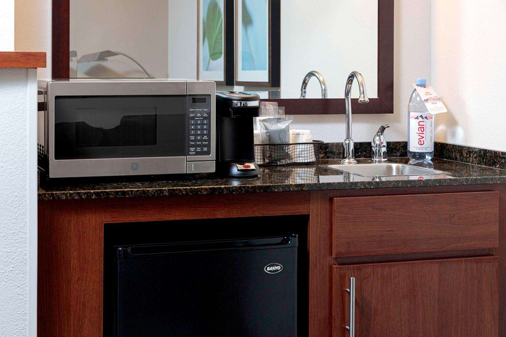 Hyatt Place Detroit/Livonia Εξωτερικό φωτογραφία