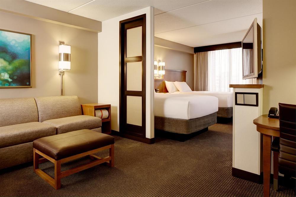 Hyatt Place Detroit/Livonia Εξωτερικό φωτογραφία